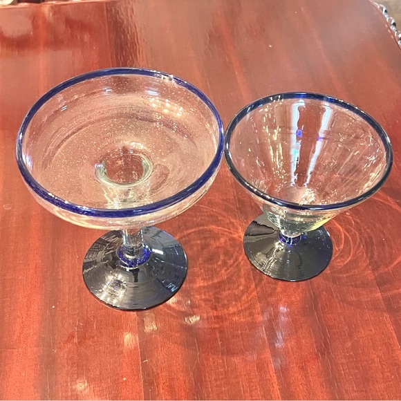 2 Mexican Hand Blown Cocktail Glasses Margarita Martini Blue Rim Recycled Glass - Picture 5 of 12